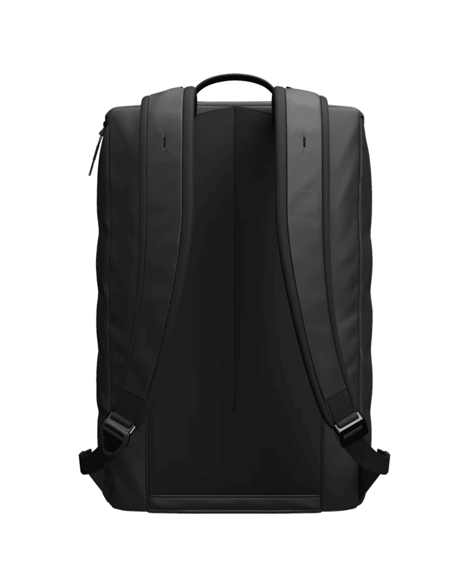 Hugger Base Backpack 15L